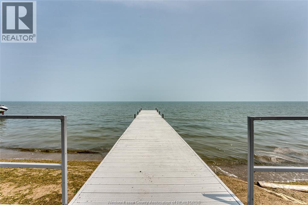 300 Elmgrove Drive, Lakeshore, Ontario  N8N 3S4 - Photo 43 - 26020161