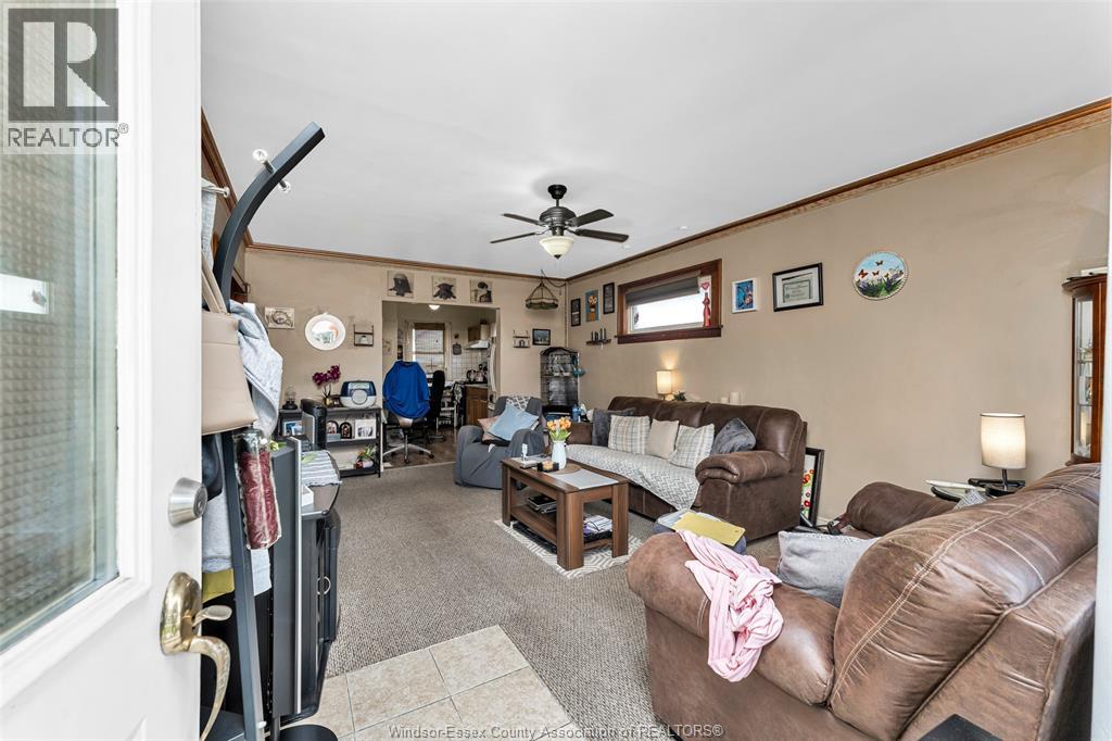 1547 Ellrose Avenue, Windsor, Ontario  N8Y 3X6 - Photo 12 - 26020134