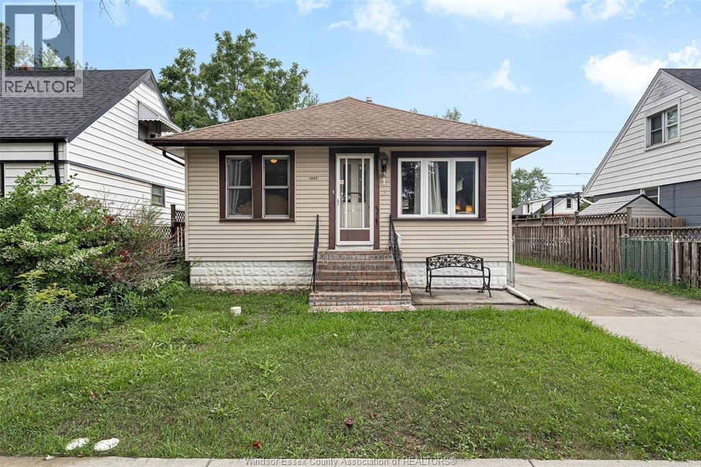 1547 Ellrose Avenue, Windsor, Ontario  N8Y 3X6 - Photo 3 - 26020134