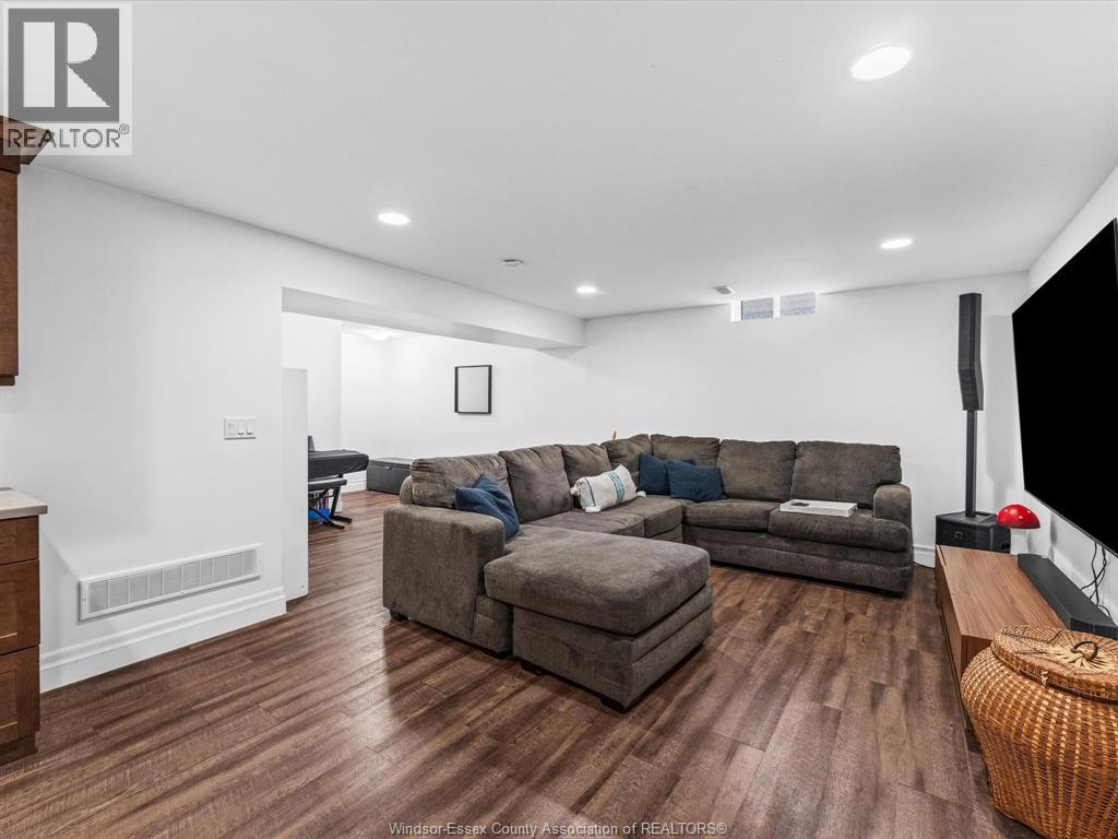 500 Brown Crescent, Amherstburg, Ontario  N9V 0B9 - Photo 34 - 26020192