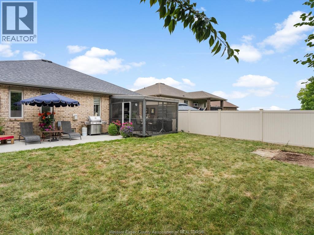 500 Brown Crescent, Amherstburg, Ontario  N9V 0B9 - Photo 38 - 26020192