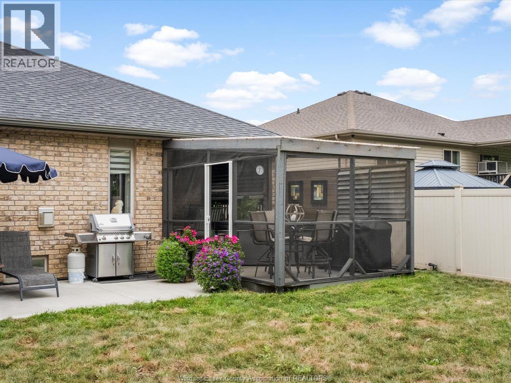 500 Brown Crescent, Amherstburg, Ontario  N9V 0B9 - Photo 39 - 26020192