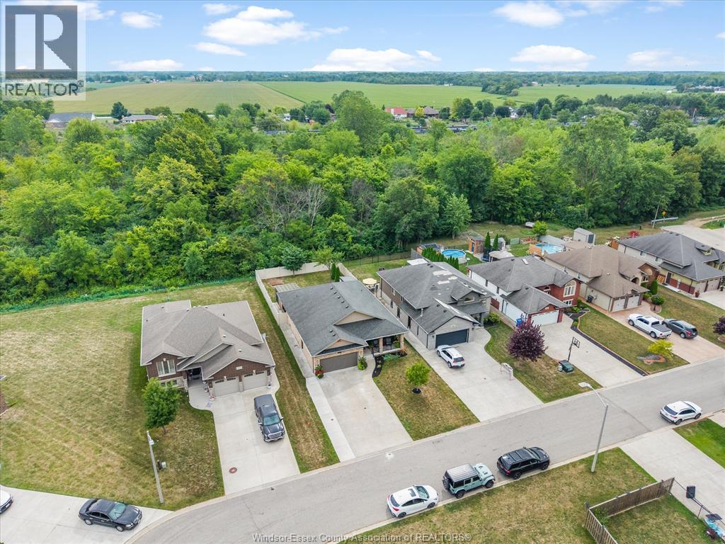 500 Brown Crescent, Amherstburg, Ontario  N9V 0B9 - Photo 45 - 26020192