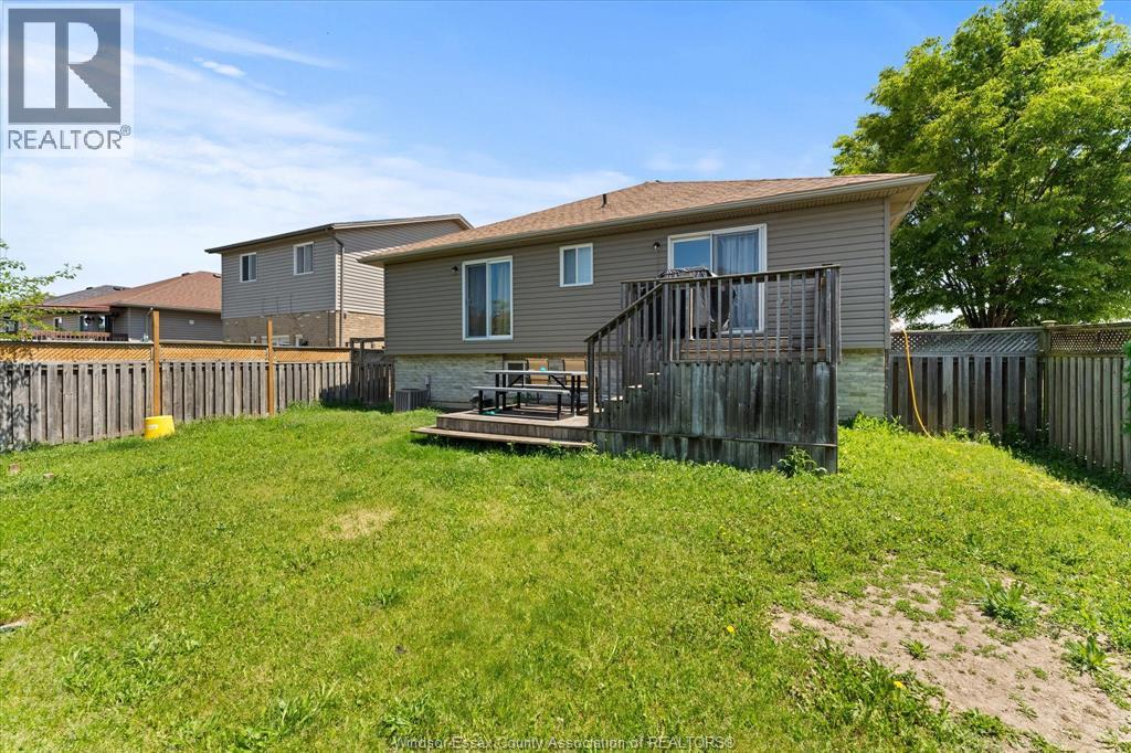 4697 Helsinki Crescent, Windsor, Ontario  N9G 3G2 - Photo 28 - 26020199