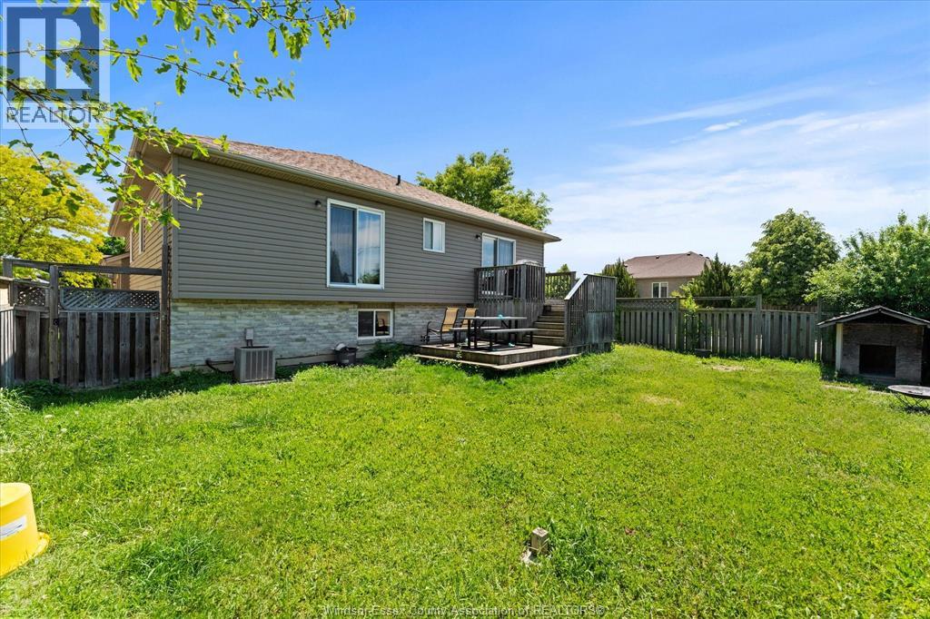4697 Helsinki Crescent, Windsor, Ontario  N9G 3G2 - Photo 29 - 26020199