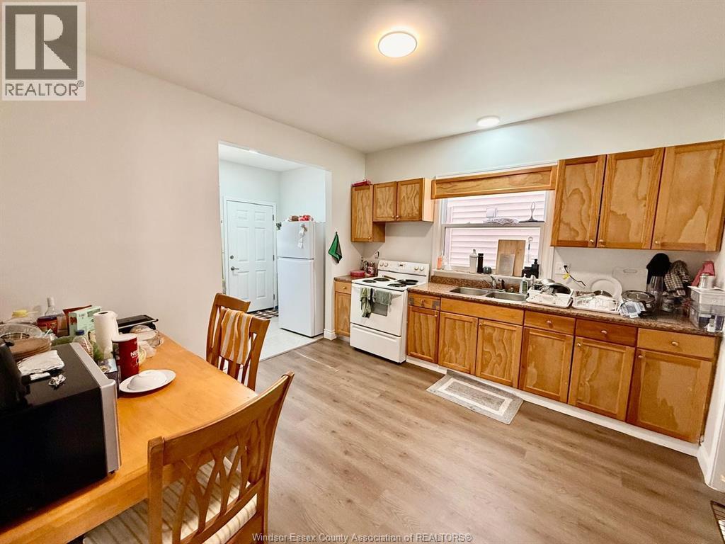 722 Dougall Avenue, Windsor, Ontario  N9A 4P8 - Photo 6 - 26020218