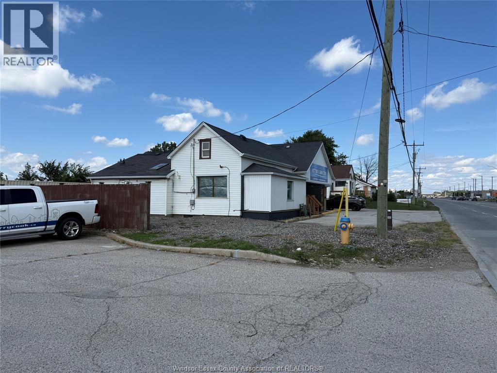 5163 Walker ROAD Unit# B, Tecumseh, Ontario