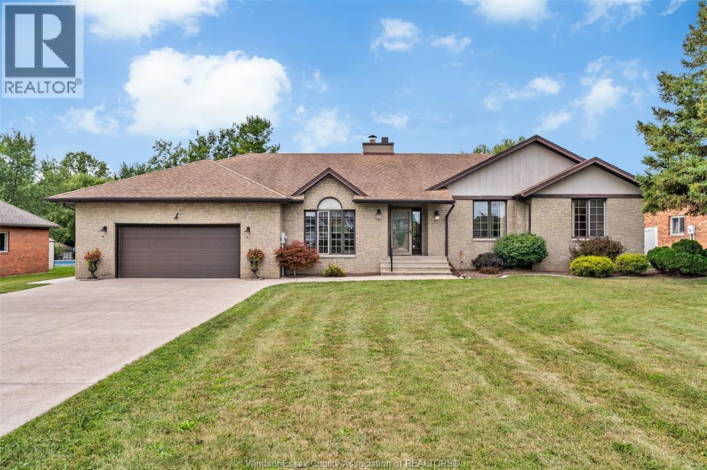 367 ELMSTEAD, Lakeshore, Ontario