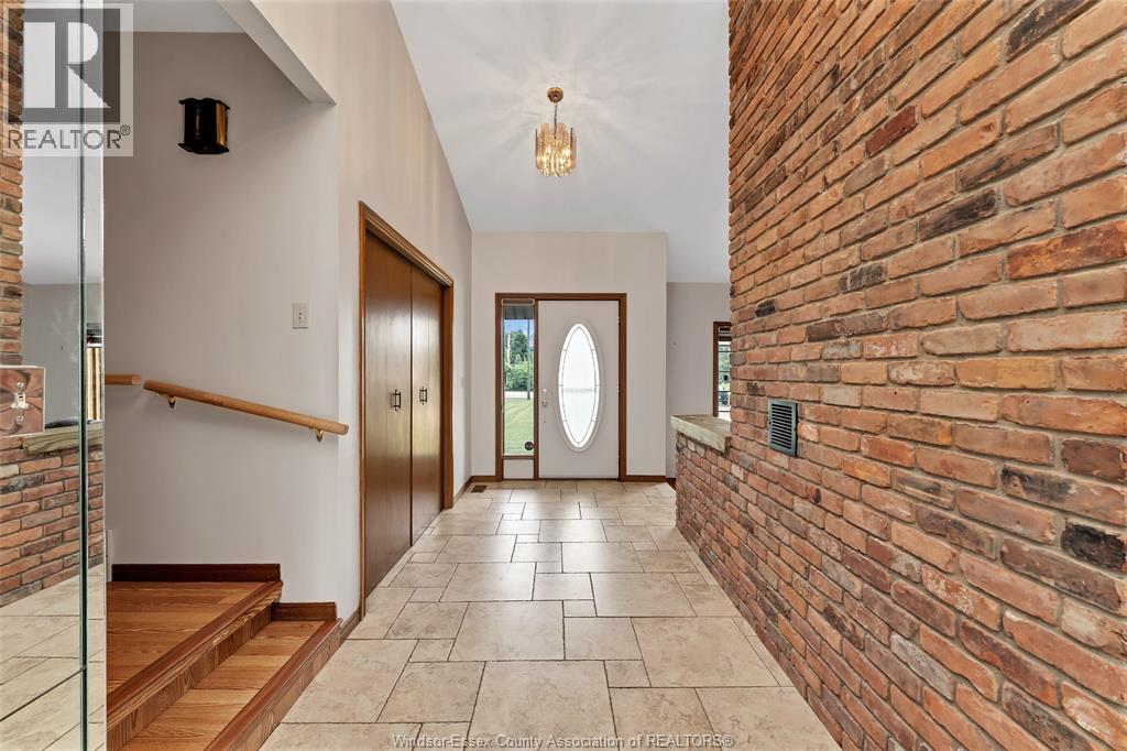 367 Elmstead, Lakeshore, Ontario  N8N 2L9 - Photo 21 - 26020254
