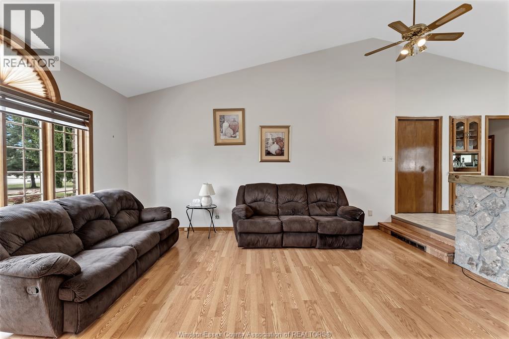 367 Elmstead, Lakeshore, Ontario  N8N 2L9 - Photo 22 - 26020254