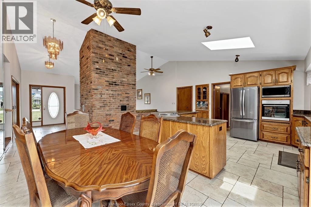 367 Elmstead, Lakeshore, Ontario  N8N 2L9 - Photo 27 - 26020254