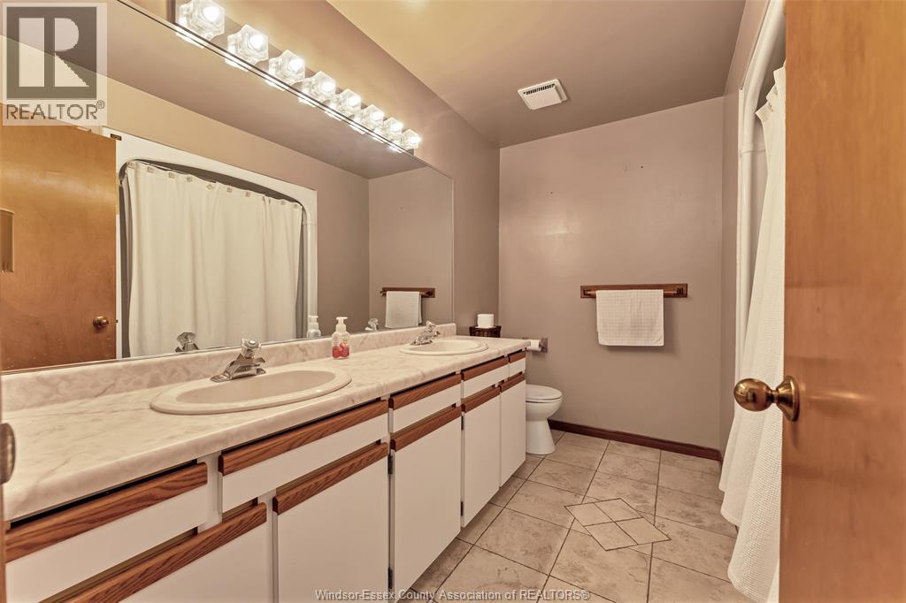 367 Elmstead, Lakeshore, Ontario  N8N 2L9 - Photo 31 - 26020254