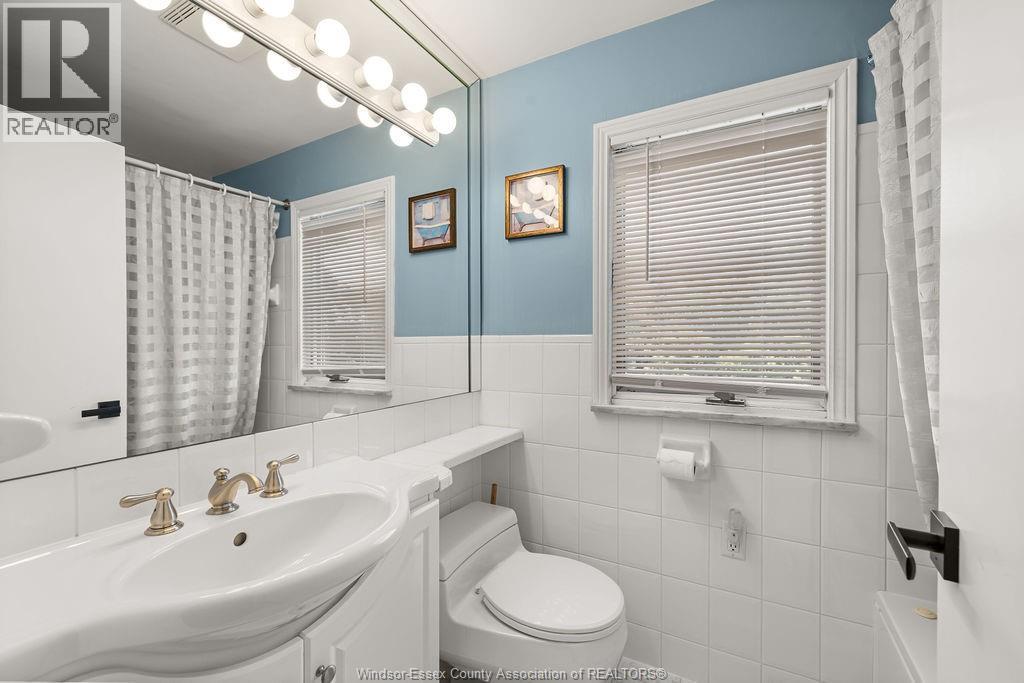 2594 Buckingham, Windsor, Ontario  N8T 2B6 - Photo 19 - 26020244