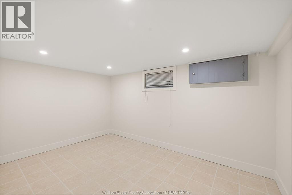 2594 Buckingham, Windsor, Ontario  N8T 2B6 - Photo 24 - 26020244