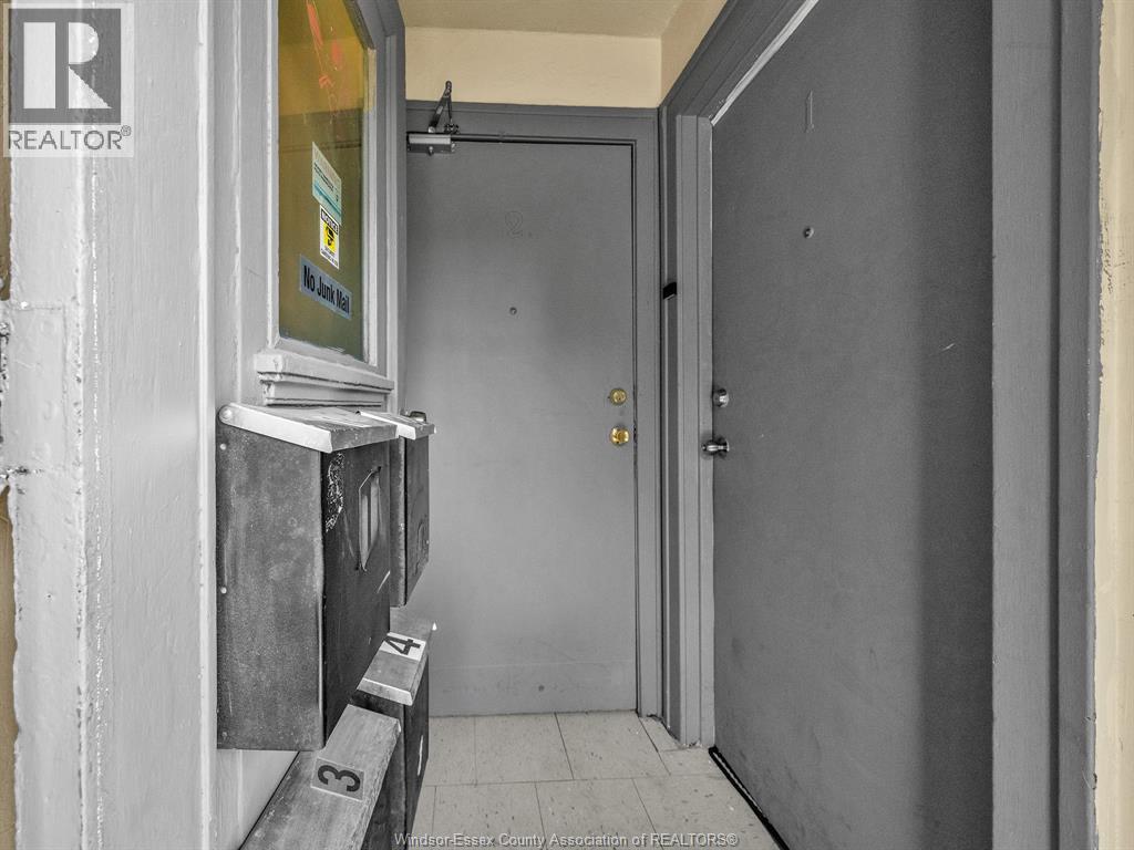 154-156 Elliott Street West, Windsor, Ontario  N9A 5Y7 - Photo 11 - 26020270