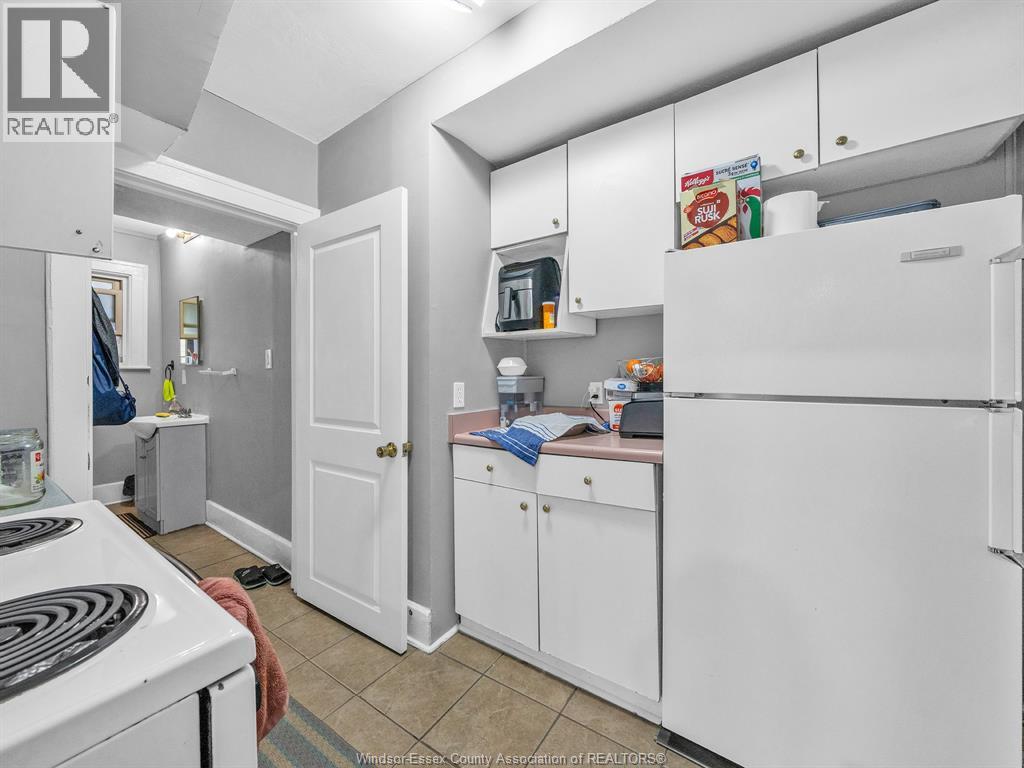 154-156 Elliott Street West, Windsor, Ontario  N9A 5Y7 - Photo 7 - 26020270
