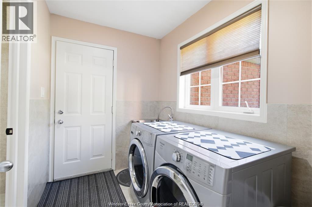 936 North Talbot Road, Windsor, Ontario  N9G 2S3 - Photo 10 - 26020275