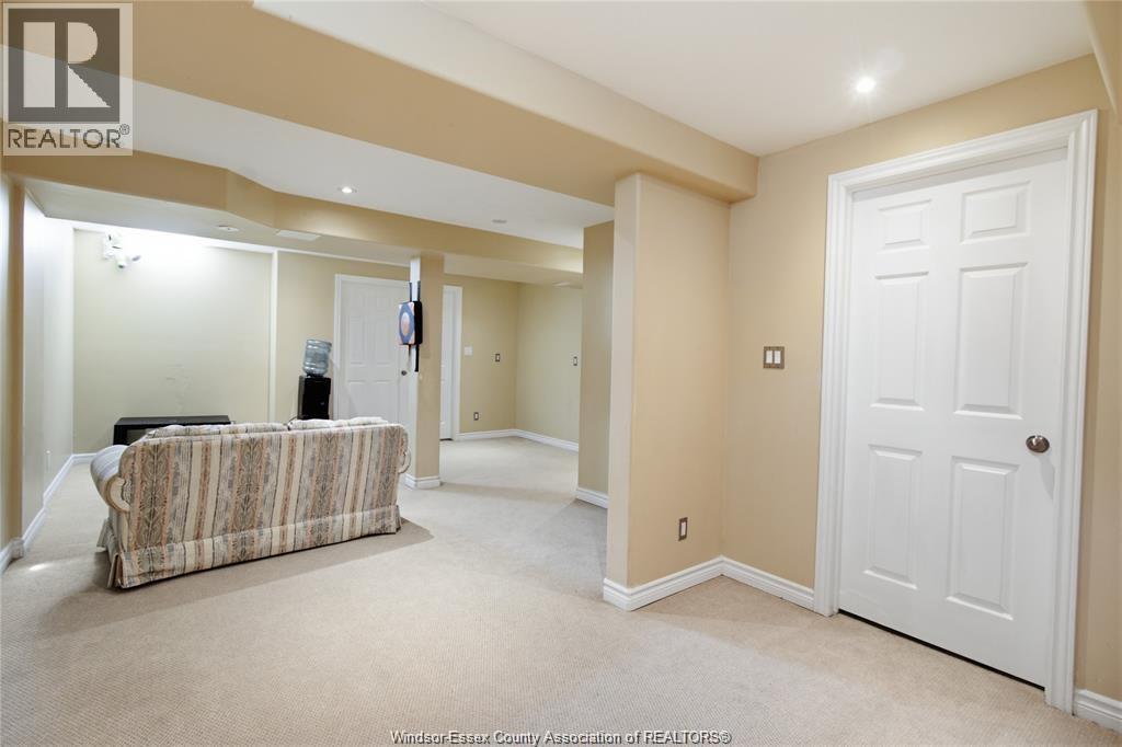 936 North Talbot Road, Windsor, Ontario  N9G 2S3 - Photo 25 - 26020275