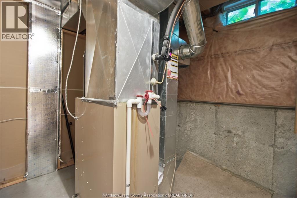 936 North Talbot Road, Windsor, Ontario  N9G 2S3 - Photo 29 - 26020275