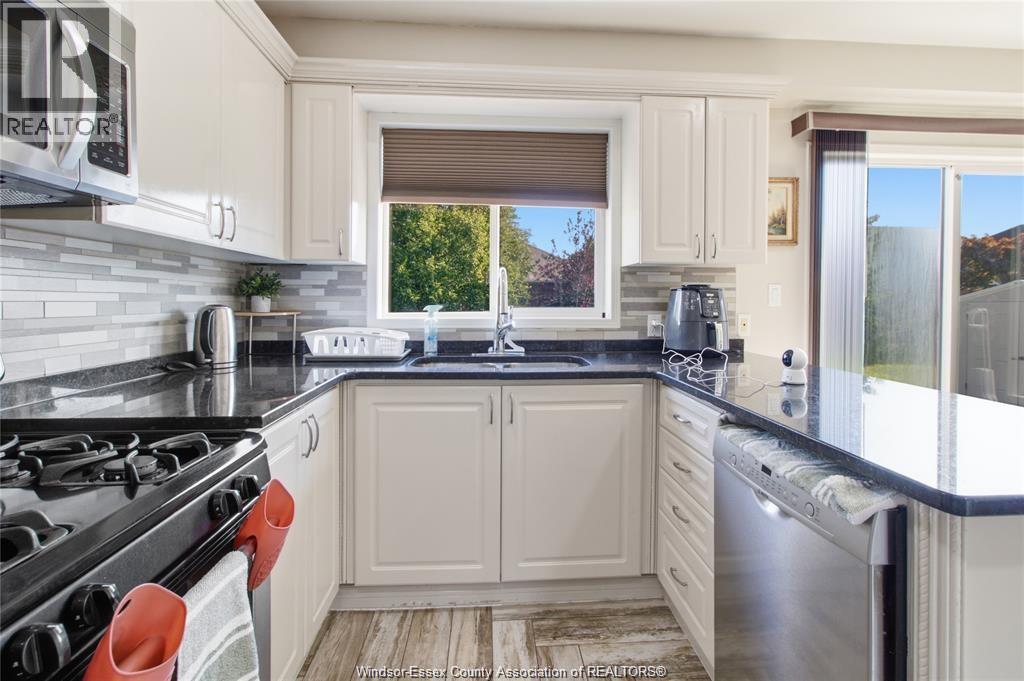 936 North Talbot Road, Windsor, Ontario  N9G 2S3 - Photo 8 - 26020275