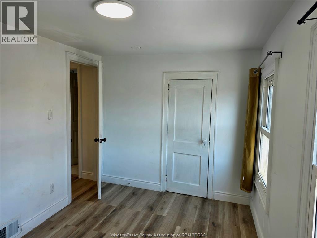 1126 Louis Avenue, Windsor, Ontario  N9A 1Y2 - Photo 20 - 26020261