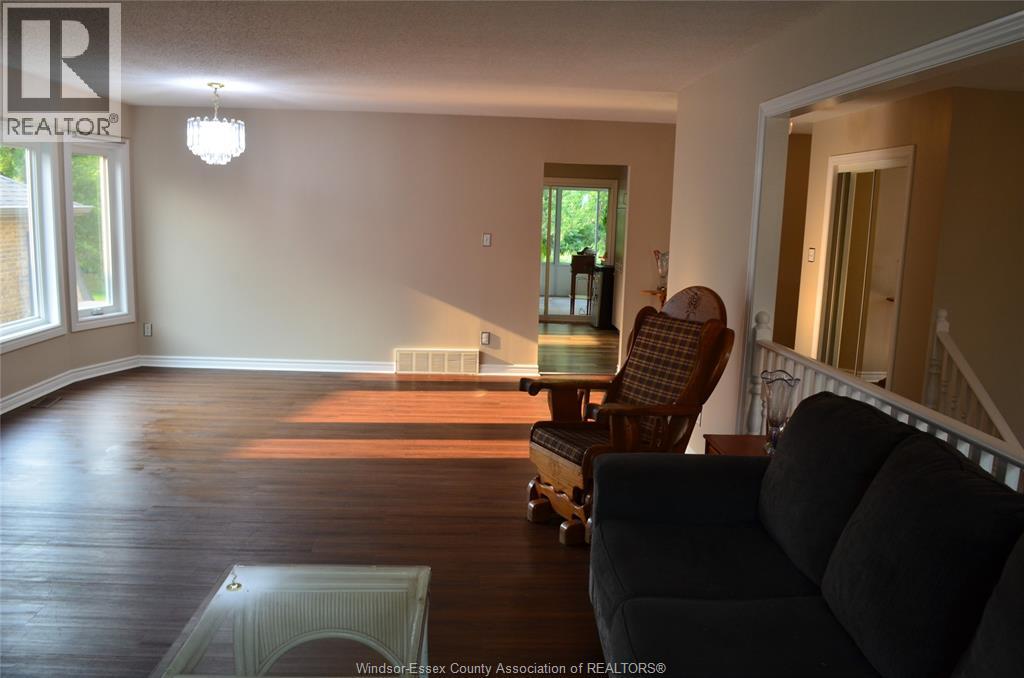 1270 Woodmount Crescent, Lasalle, Ontario  N9J 3H9 - Photo 5 - 26020265
