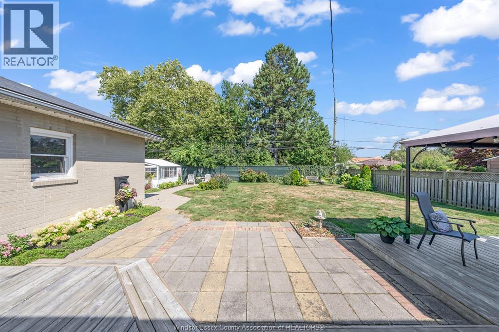 22 Danforth, Leamington, Ontario  N8H 2P7 - Photo 35 - 26020239