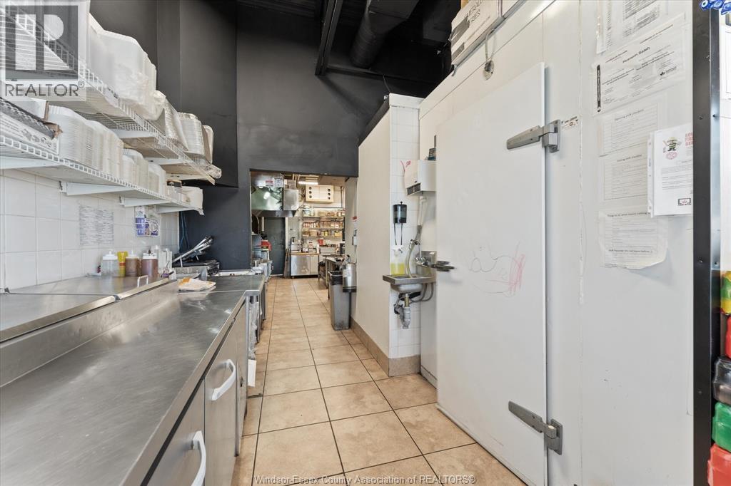 3395 Howard Avenue Unit# 14, Windsor, Ontario  N9E 3N6 - Photo 11 - 26020230