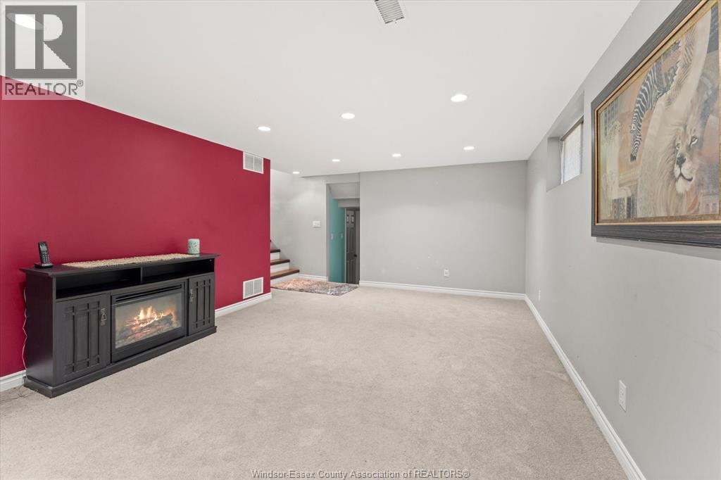 4235 Mitchell Crescent, Windsor, Ontario  N9G 2G1 - Photo 18 - 26020310
