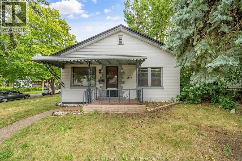 3173 Wyandotte West, Windsor, Ontario  N8Y 4V1 - Photo 1 - 26020313