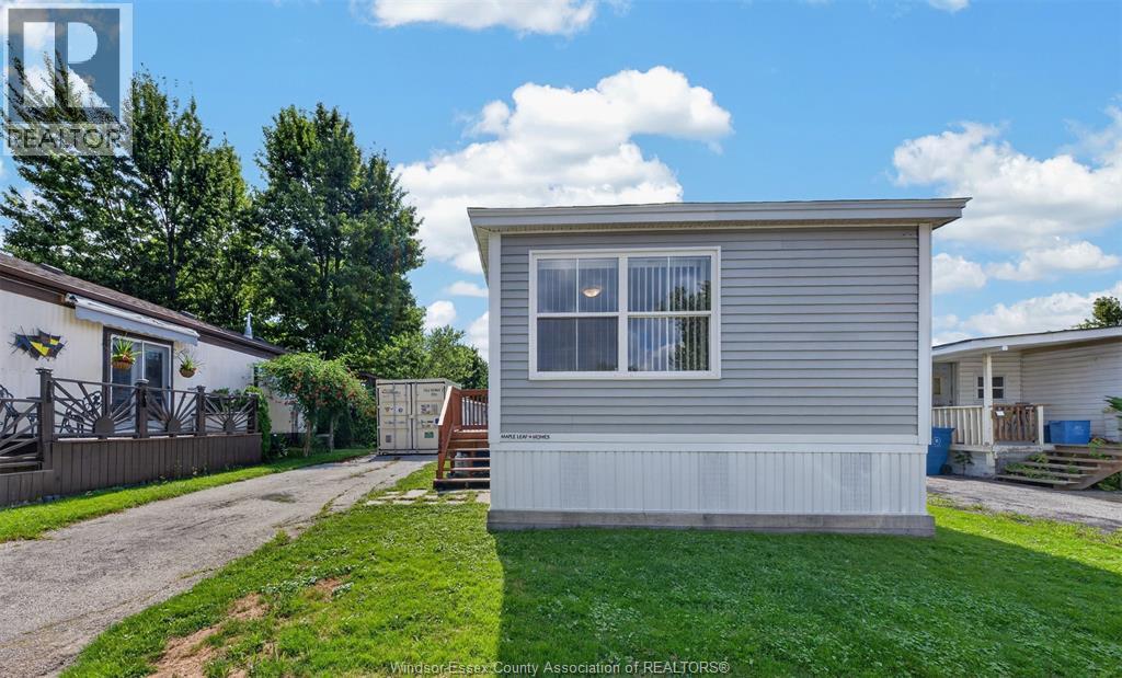 122 Steven Court, Essex, Ontario  N8M 1Z9 - Photo 2 - 26020340