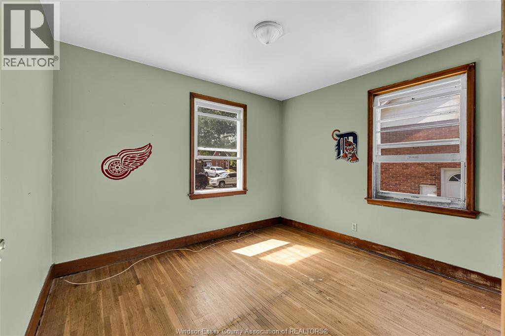 2258 Parkwood, Windsor, Ontario  N8W 2J9 - Photo 12 - 26020320