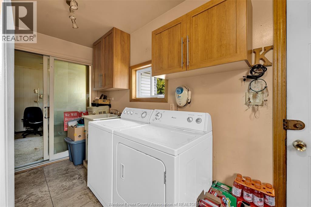 2258 Parkwood, Windsor, Ontario  N8W 2J9 - Photo 14 - 26020320