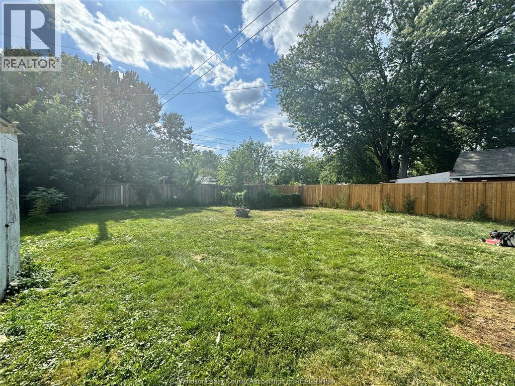 353 Lauzon Road, Windsor, Ontario  N8S 3M1 - Photo 17 - 26020350