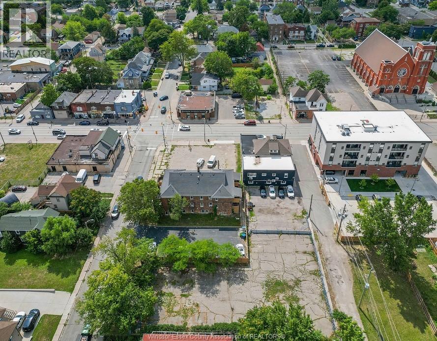 561 Parent Avenue, Windsor, Ontario  N9A 2C2 - Photo 8 - 26020332