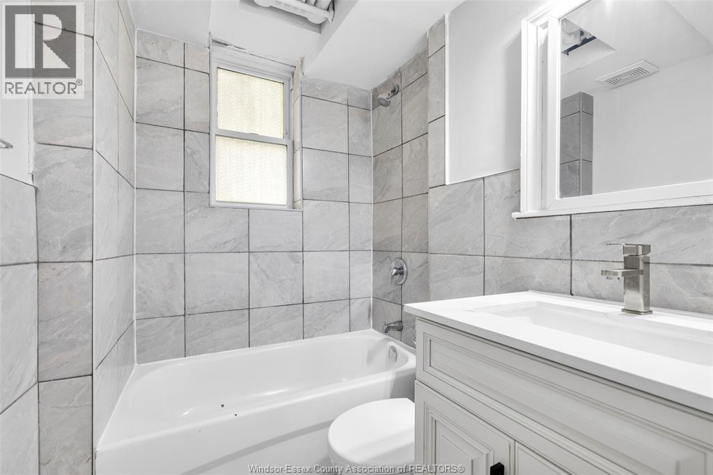 561 Parent Avenue, Windsor, Ontario  N9A 2C2 - Photo 28 - 26020329