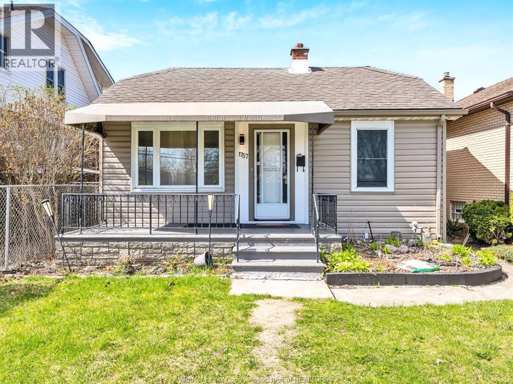1757 Pierre Avenue, Windsor, Ontario  N8X 4P7 - Photo 1 - 26020375
