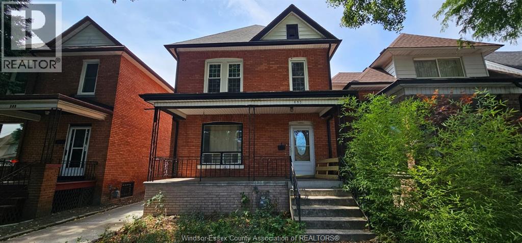 693 Bruce Avenue Unit# Upper, Windsor, Ontario  N9A 4X3 - Photo 2 - 26020389