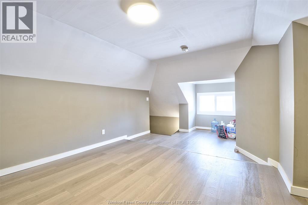 3264 Baby Street, Windsor, Ontario  N9C 1K8 - Photo 16 - 26020363
