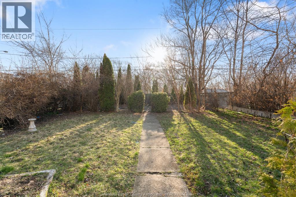 497 Caron Avenue, Windsor, Ontario  N9A 5B5 - Photo 13 - 26020300