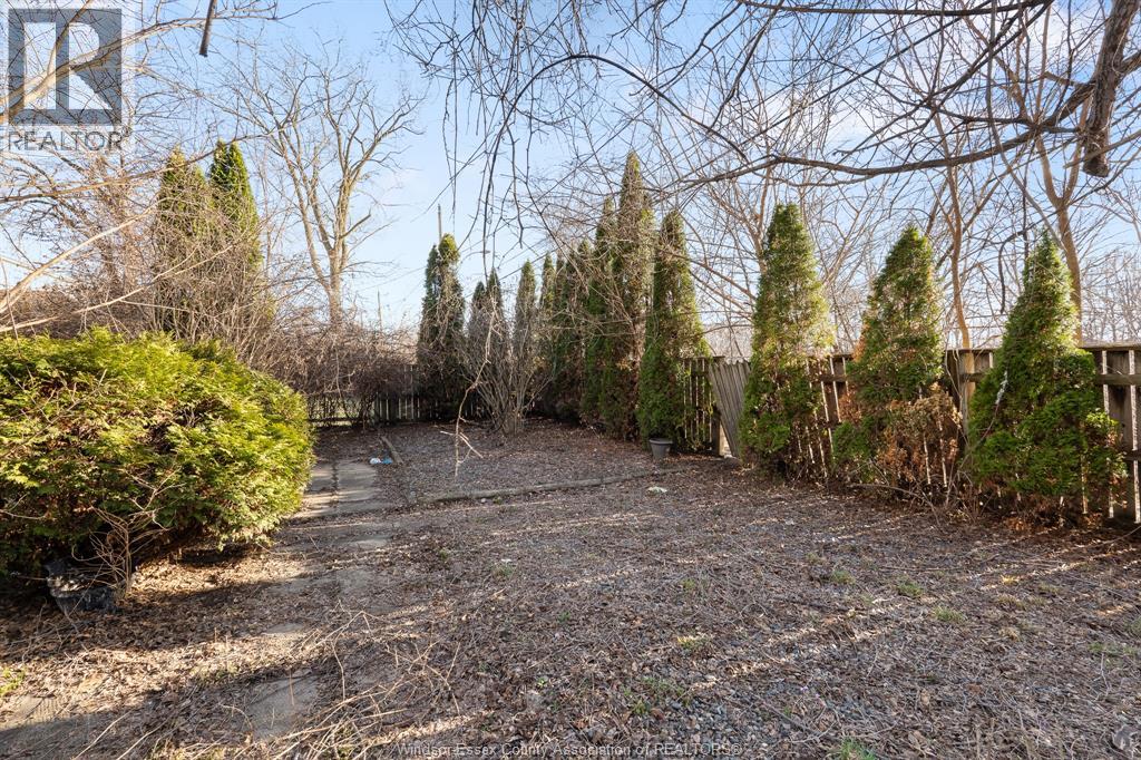 497 Caron Avenue, Windsor, Ontario  N9A 5B5 - Photo 17 - 26020300