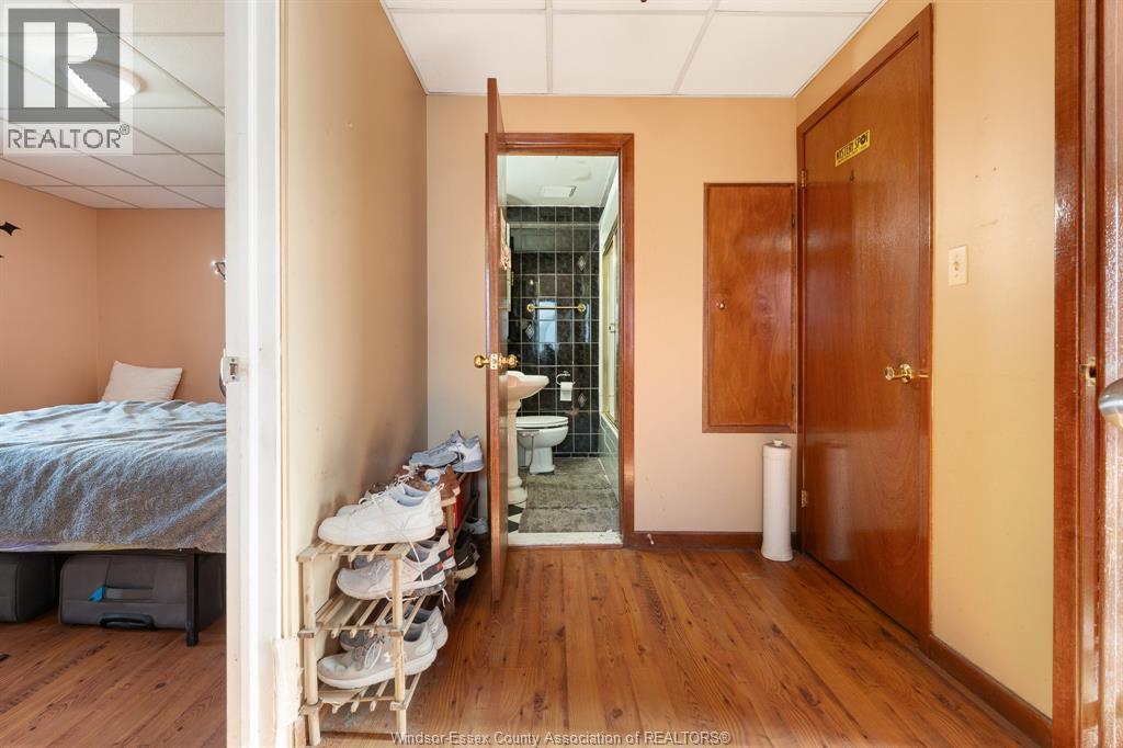 497 Caron Avenue, Windsor, Ontario  N9A 5B5 - Photo 9 - 26020300