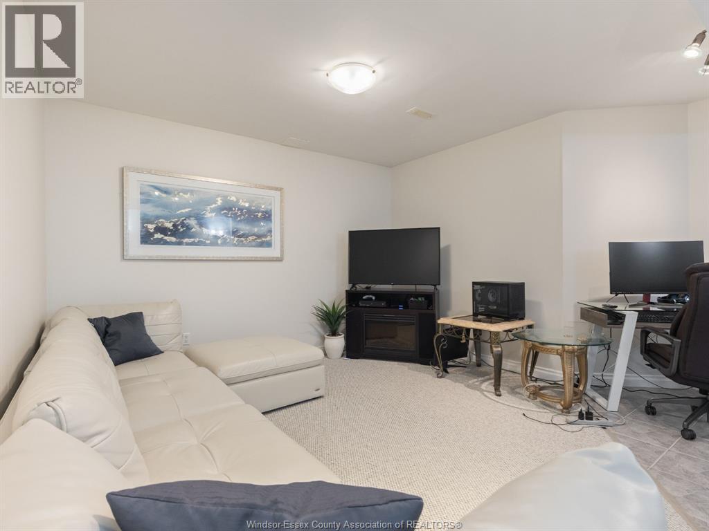393 Tuscany Crescent, Tecumseh, Ontario  N8N 4W6 - Photo 28 - 26020380