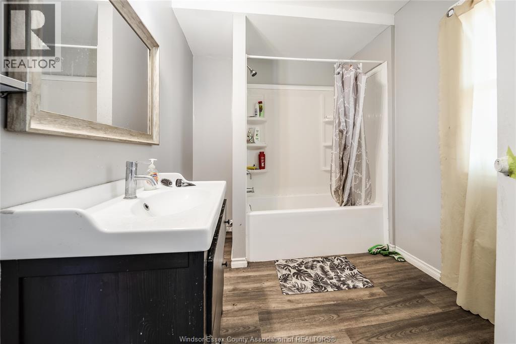 756 Brant Street, Windsor, Ontario  N9A 3E8 - Photo 11 - 26020213