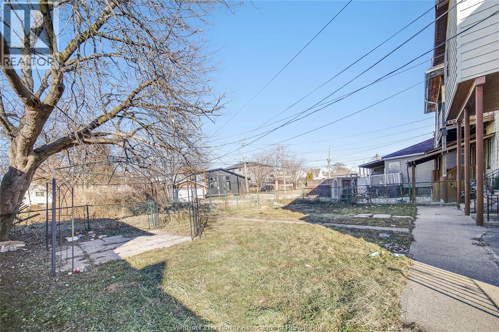 756 Brant Street, Windsor, Ontario  N9A 3E8 - Photo 30 - 26020213