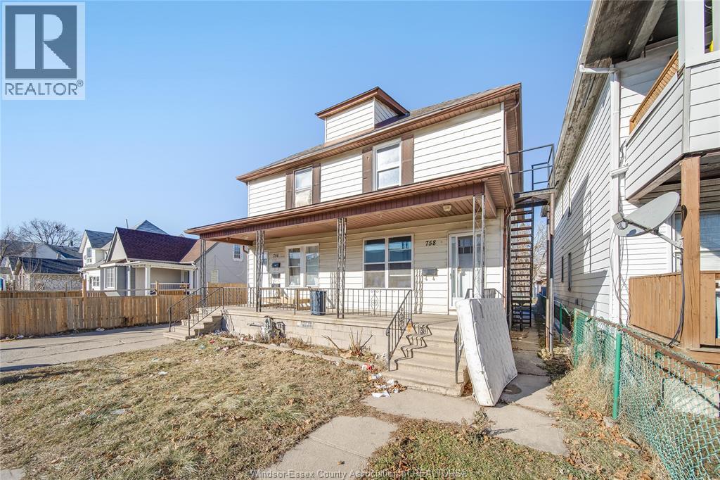 756 Brant Street, Windsor, Ontario  N9A 3E8 - Photo 2 - 26020201