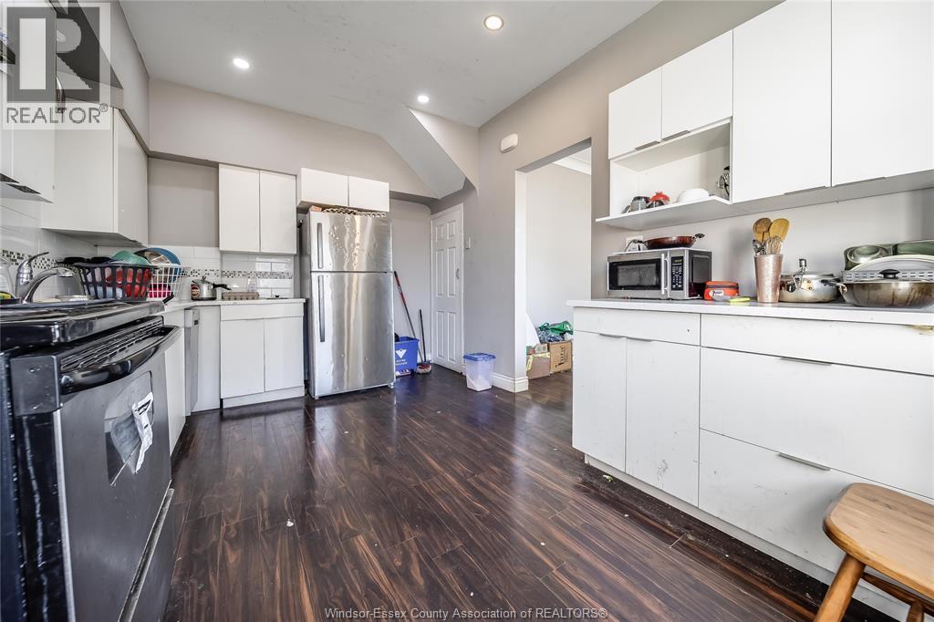 756 Brant Street, Windsor, Ontario  N9A 3E8 - Photo 7 - 26020201