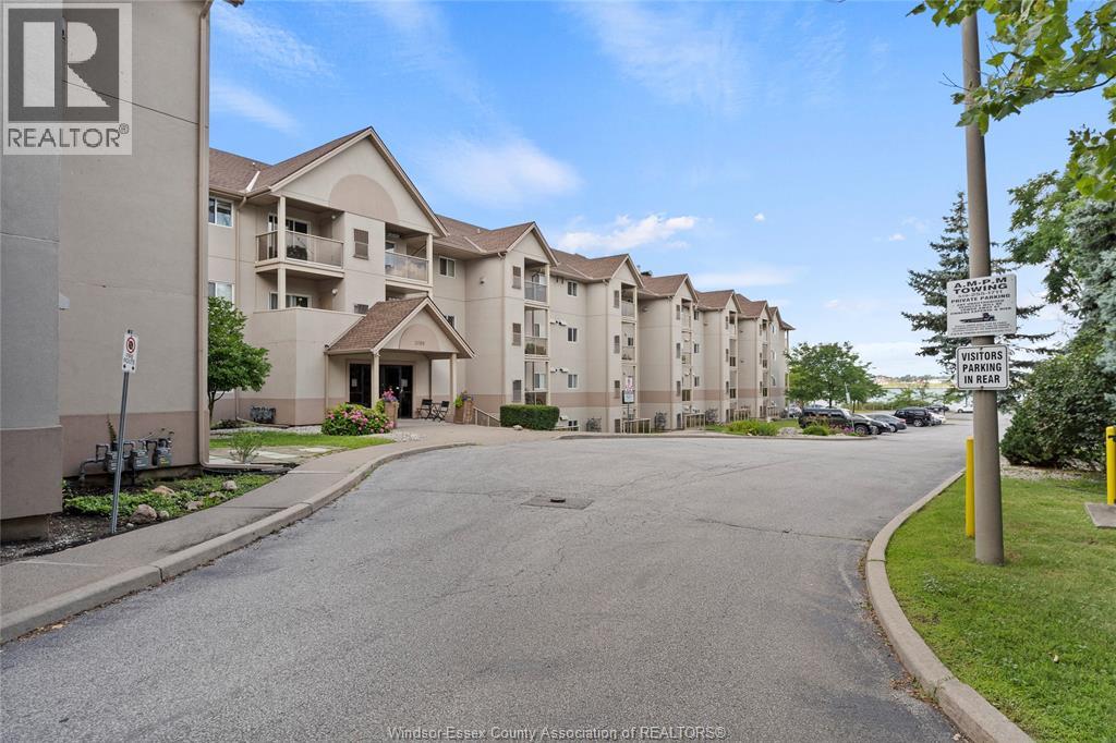 3000 Sandwich Street Unit# 316, Windsor, Ontario  N9C 4G3 - Photo 3 - 26020408