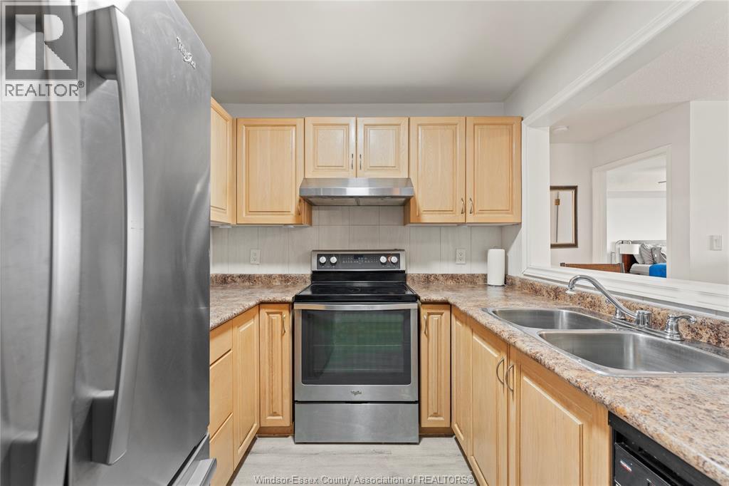 3000 Sandwich Street Unit# 316, Windsor, Ontario  N9C 4G3 - Photo 8 - 26020408