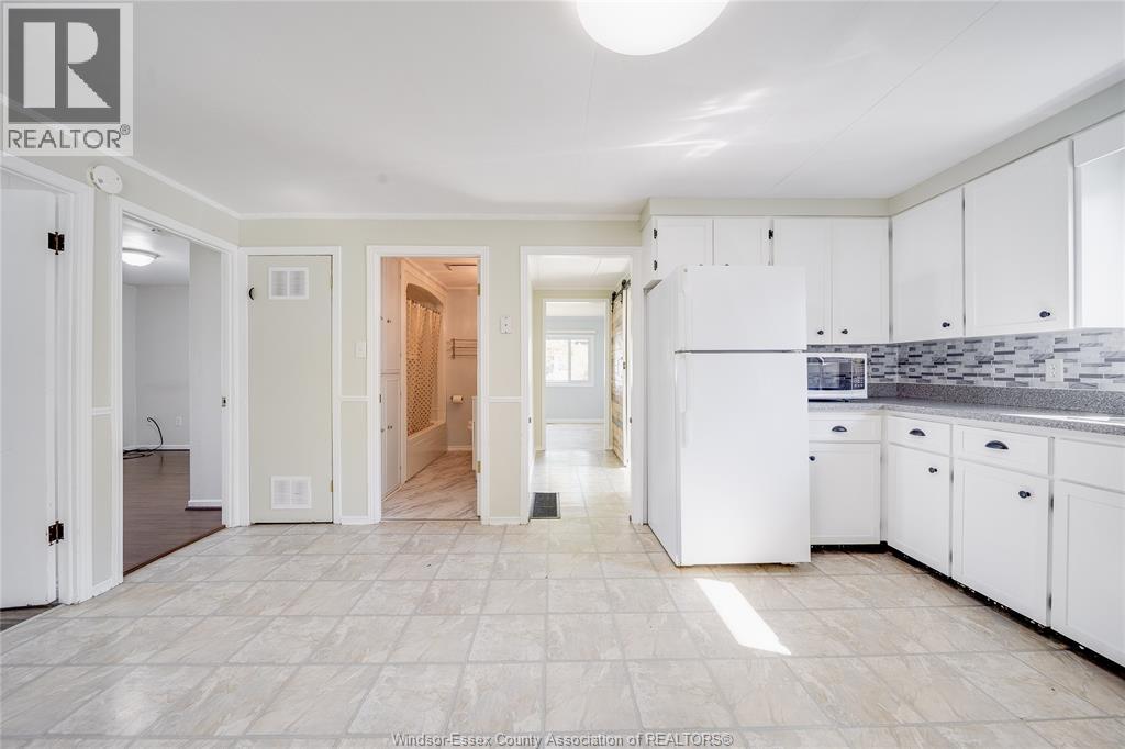 52 Prospect Street, Tilbury, Ontario  N0P 2L0 - Photo 4 - 26020421